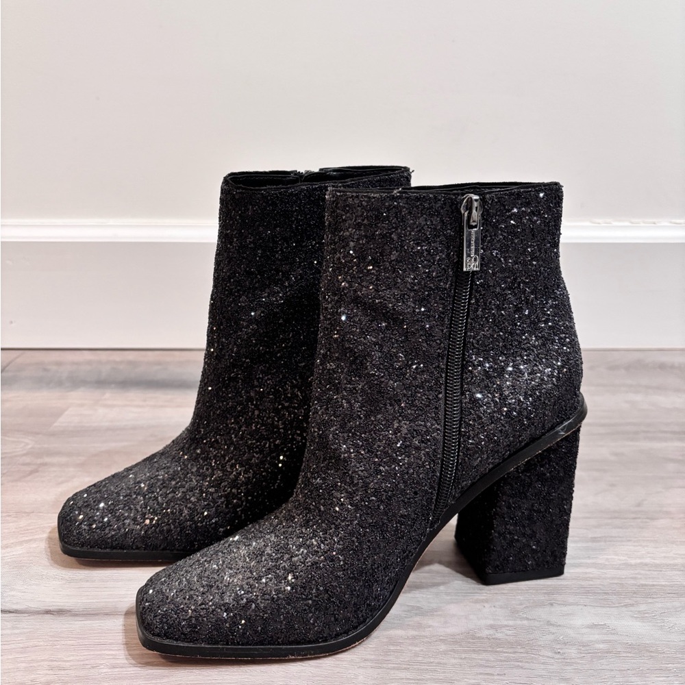 Elegant Black Glitter Ankle Boots
